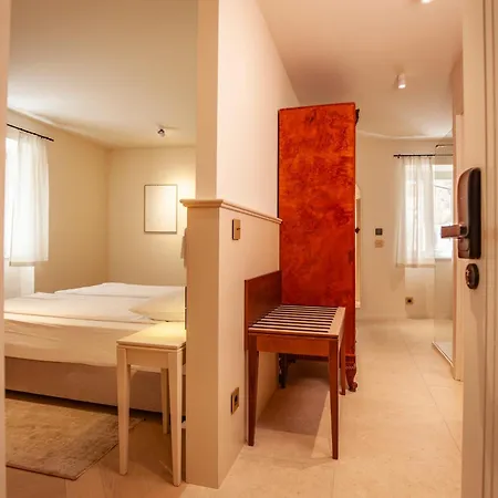 Aria Apartman